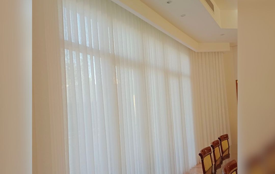 Sheer Curtains – Custom Made Light Filtering & Motorized Window Drapes